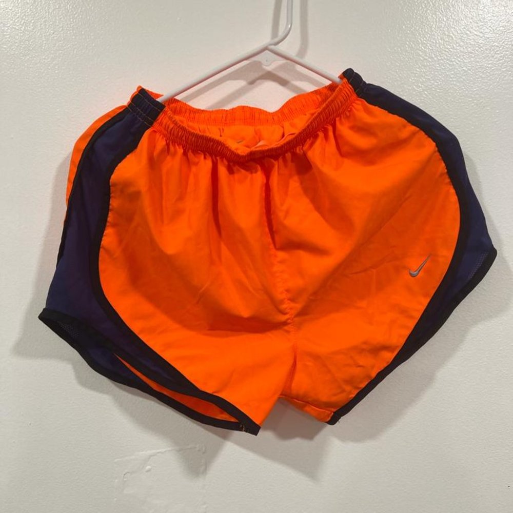 Nike orange running shorts dri-fit women’s size Small
